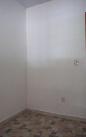 Casa para alugar com 79m², 2 quartos e 2 vagasQuarto 1