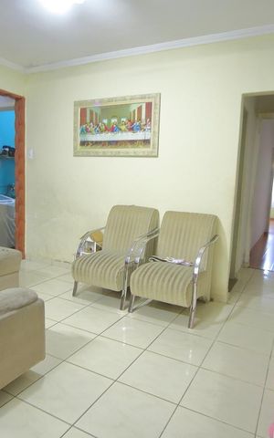 Casa à venda com 90m², 2 quartos e 3 vagasSala