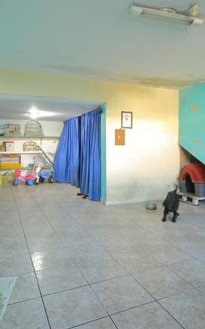Casa à venda com 90m², 2 quartos e 3 vagasGaragem 