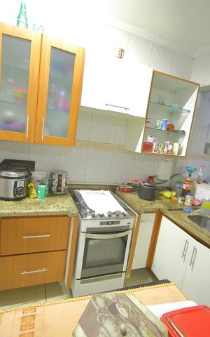 Casa à venda com 90m², 2 quartos e 3 vagasCozinha 