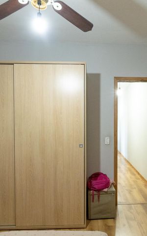 Casa à venda com 165m², 3 quartos e 2 vagas Casa à venda com 165m², 3 quartos e 2 vagasQuarto 2