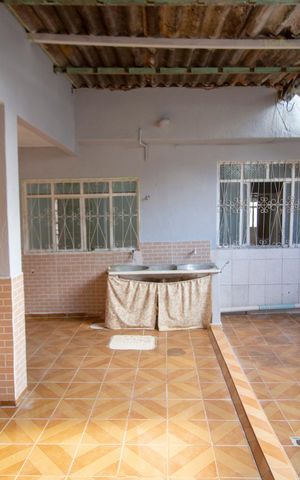 Casa à venda com 198m², 5 quartos e 3 vagasÁrea de serviço