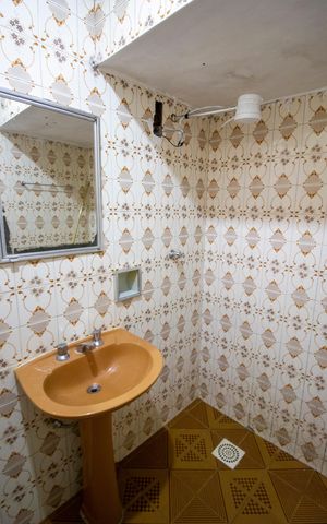 Casa à venda com 198m², 5 quartos e 3 vagasBanheiro social