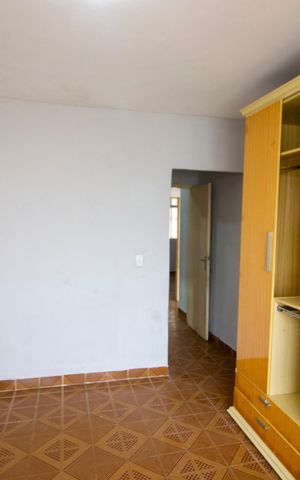 Casa à venda com 198m², 5 quartos e 3 vagasSuíte