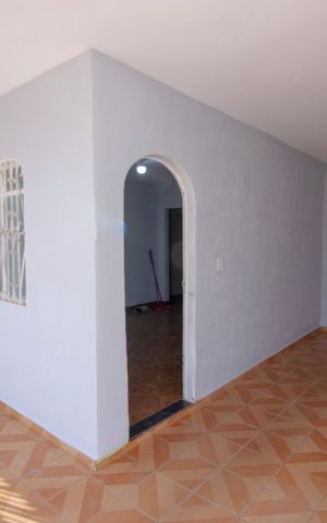 Casa à venda com 198m², 5 quartos e 3 vagasÁrea externa