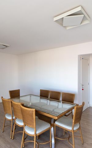 Apartamento para alugar com 108m², 3 quartos e 2 vagas Apartamento para alugar com 108m², 3 quartos e 2 vagasSalas