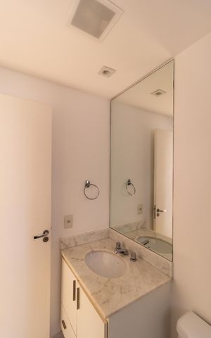 Apartamento para alugar com 108m², 3 quartos e 2 vagas Apartamento para alugar com 108m², 3 quartos e 2 vagasBanheiro da Suíte 03