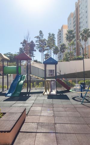 Apartamento para alugar com 108m², 3 quartos e 2 vagas Apartamento para alugar com 108m², 3 quartos e 2 vagasÁrea comum - Playground