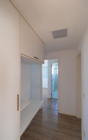 Apartamento para alugar com 108m², 3 quartos e 2 vagas Apartamento para alugar com 108m², 3 quartos e 2 vagasCorredor