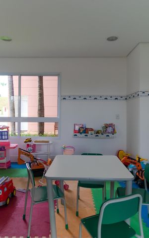 Apartamento para alugar com 108m², 3 quartos e 2 vagas Apartamento para alugar com 108m², 3 quartos e 2 vagasÁrea comum - Brinquedoteca