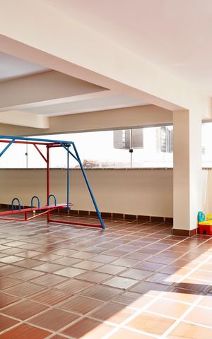 Apartamento para alugar com 85m², 2 quartos e 2 vagas Apartamento para alugar com 85m², 2 quartos e 2 vagasÁrea comum - Playground