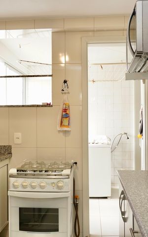 Apartamento para alugar com 85m², 2 quartos e 2 vagas Apartamento para alugar com 85m², 2 quartos e 2 vagasCozinha