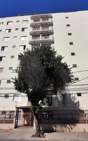 Apartamento para alugar com 115m², 2 quartos e 1 vagaFachada