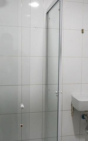 Apartamento à venda com 87m², 2 quartos e sem vaga Apartamento à venda com 87m², 2 quartos e sem vagaBanheiro social