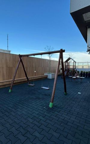 Apartamento para alugar com 89m², 3 quartos e 2 vagas Apartamento para alugar com 89m², 3 quartos e 2 vagasPlayground