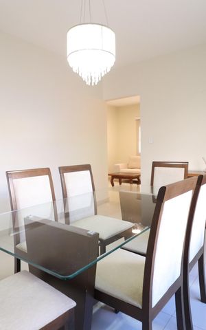 Casa para alugar com 312m², 3 quartos e 4 vagasSala