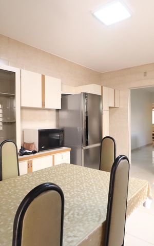 Casa para alugar com 312m², 3 quartos e 4 vagasCozinha