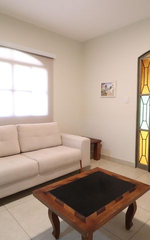 Casa para alugar com 312m², 3 quartos e 4 vagasSala
