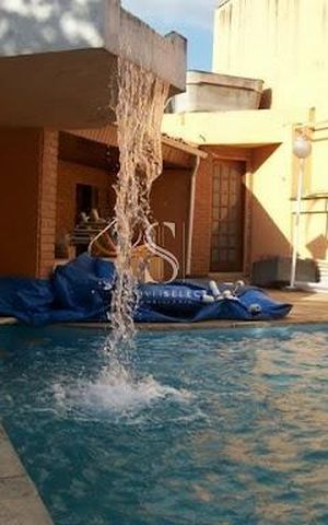 Casa à venda com 600m², 5 quartos e 6 vagas