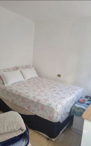 Casa à venda com 236m², 6 quartos e 2 vagas Casa à venda com 236m², 6 quartos e 2 vagasQuarto