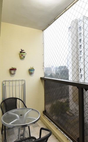 Apartamento à venda com 92m², 3 quartos e 1 vagaSacada da Sala