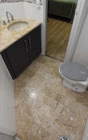 Apartamento à venda com 92m², 3 quartos e 1 vagaBanheiro da Suíte