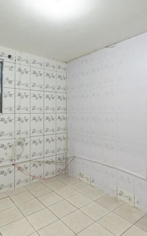 Casa à venda com 180m², 5 quartos e sem vaga Casa à venda com 180m², 5 quartos e sem vagaCasa 2 Quarto