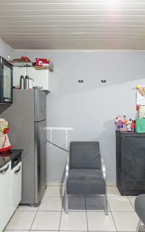 Casa à venda com 180m², 5 quartos e sem vaga Casa à venda com 180m², 5 quartos e sem vagaCasa 3 Cozinha