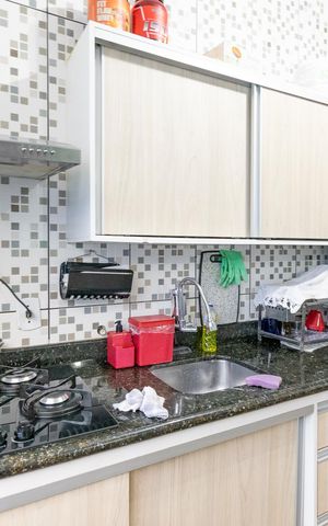 Casa à venda com 180m², 5 quartos e sem vaga Casa à venda com 180m², 5 quartos e sem vagaCasa 4 Cozinha