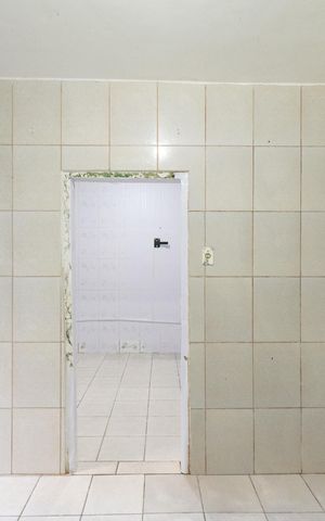 Casa à venda com 180m², 5 quartos e sem vaga Casa à venda com 180m², 5 quartos e sem vagaCasa 2 Cozinha