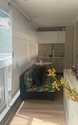 Apartamento à venda com 81m², 2 quartos e 1 vaga Apartamento à venda com 81m², 2 quartos e 1 vagaVaranda