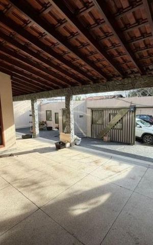 Casa para alugar com 230m², 3 quartos e 3 vagas Casa para alugar com 230m², 3 quartos e 3 vagasÁrea comum