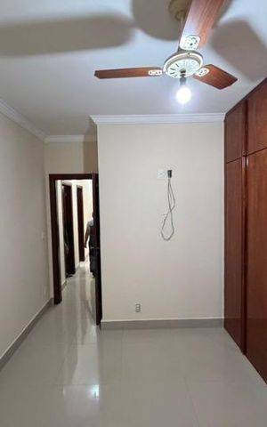 Casa para alugar com 230m², 3 quartos e 3 vagas Casa para alugar com 230m², 3 quartos e 3 vagasQuarto 3