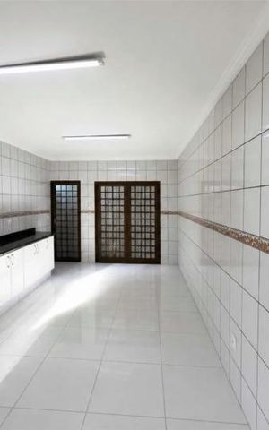 Casa para alugar com 230m², 3 quartos e 3 vagas Casa para alugar com 230m², 3 quartos e 3 vagasCozinha