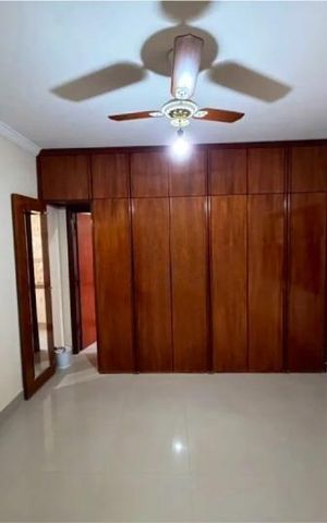 Casa para alugar com 230m², 3 quartos e 3 vagas Casa para alugar com 230m², 3 quartos e 3 vagasQuarto