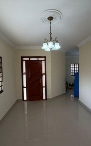 Casa para alugar com 230m², 3 quartos e 3 vagas Casa para alugar com 230m², 3 quartos e 3 vagasSala