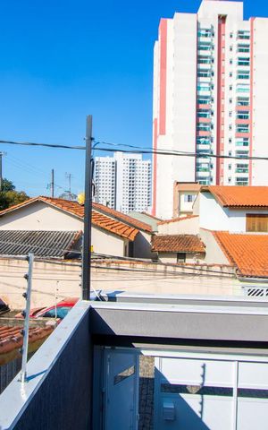 Casa à venda com 104m², 3 quartos e 2 vagas Casa à venda com 104m², 3 quartos e 2 vagasVista do quarto 1
