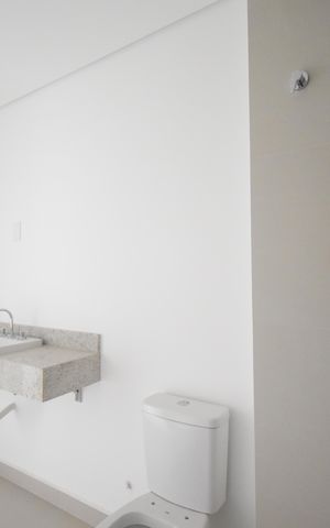 Apartamento à venda com 215m², 3 quartos e 2 vagasBanheiro 2