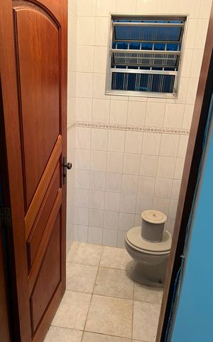 Casa para alugar com 120m², 3 quartos e 2 vagas Casa para alugar com 120m², 3 quartos e 2 vagasBanheiro
