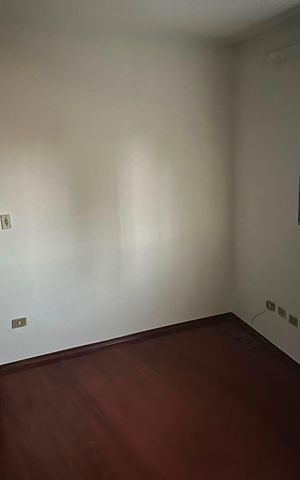 Casa para alugar com 120m², 3 quartos e 2 vagas Casa para alugar com 120m², 3 quartos e 2 vagasQuarto