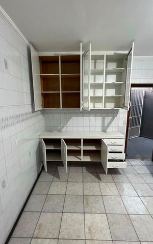 Casa para alugar com 120m², 3 quartos e 2 vagas Casa para alugar com 120m², 3 quartos e 2 vagasCozinha