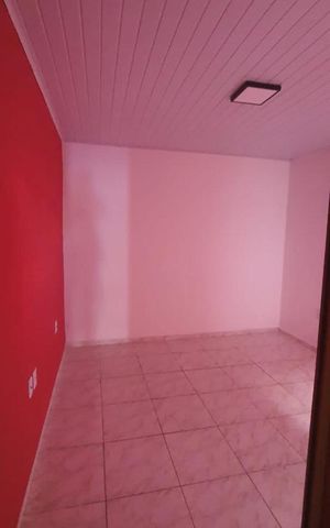 Casa à venda com 120m², 4 quartos e 2 vagas Casa à venda com 120m², 4 quartos e 2 vagasQuarto