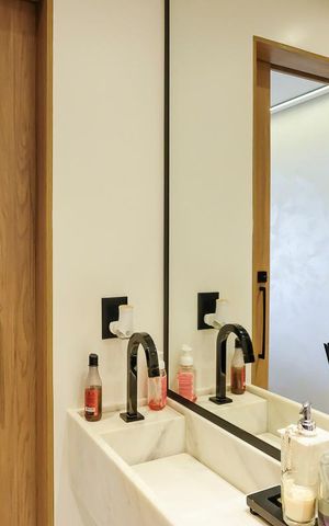 Apartamento à venda com 205m², 3 quartos e 2 vagasLavabo