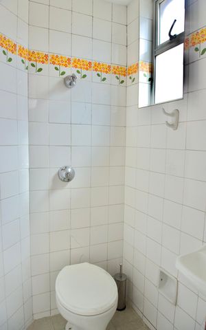 Apartamento para alugar com 67m², 3 quartos e 2 vagas Apartamento para alugar com 67m², 3 quartos e 2 vagasBanheiro de Serviço