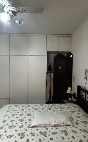 Casa à venda com 233m², 4 quartos e 2 vagas Casa à venda com 233m², 4 quartos e 2 vagasSuite