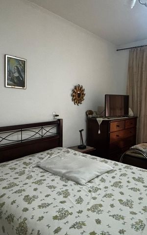 Casa à venda com 233m², 4 quartos e 2 vagas Casa à venda com 233m², 4 quartos e 2 vagasSuite
