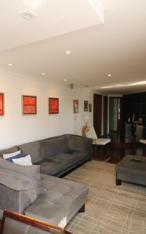 Apartamento à venda com 185m², 4 quartos e 3 vagasSala