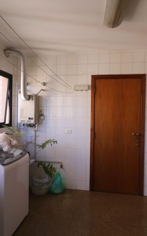 Apartamento à venda com 185m², 4 quartos e 3 vagasÁrea de Serviço