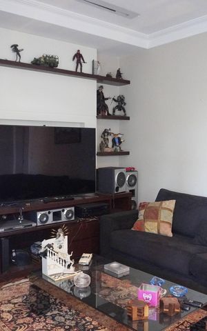 Casa de condomínio para alugar com 450m², 4 quartos e sem vagaSala de TV