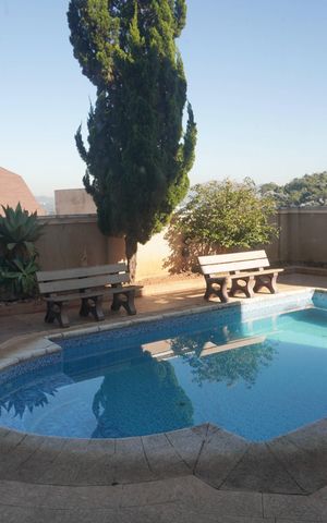 Casa de condomínio para alugar com 450m², 4 quartos e sem vagaPiscina